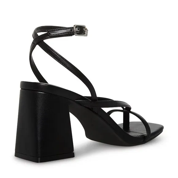 New Madden Girl by Steve Madden Chunky Heeled Strappy Sandals Black Size 9