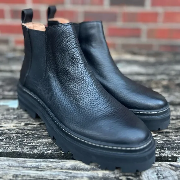 New Madewell Paulette Short Chelsea - Pebbled True Black Leather Boots Size 8
