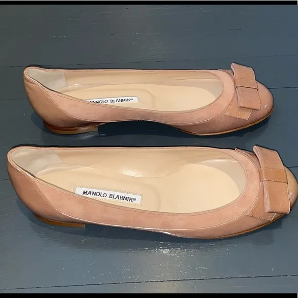 NEW Manolo Blahnik ballet Flats with Bow