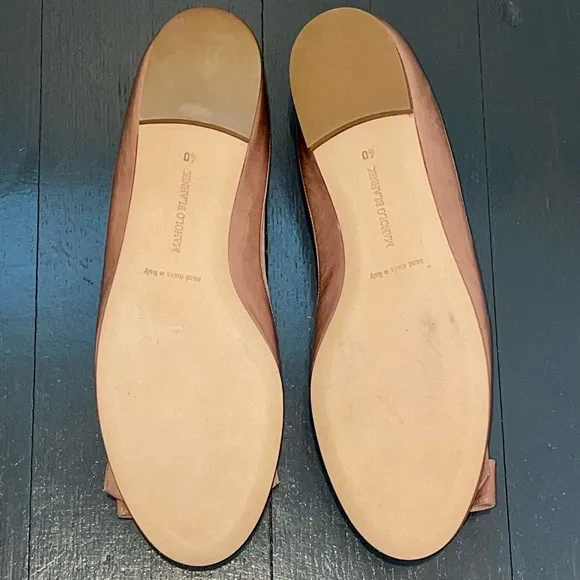 NEW Manolo Blahnik ballet Flats with Bow