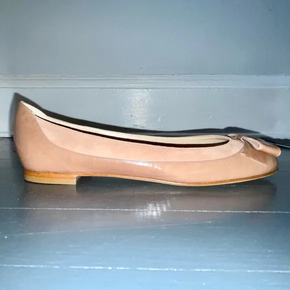 NEW Manolo Blahnik ballet Flats with Bow