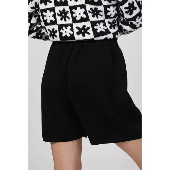 NEW MR MITTENS lounge shorts in black