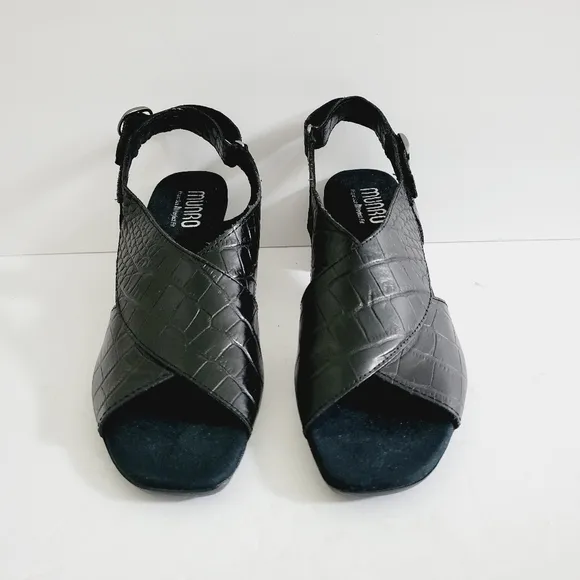 NEW Munro American Black Leather Croc Print Ankle Strap Sandals Size 8.5