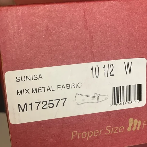 New | Munro Sunisa Women Elegant Beige Comfort Flat Loafers, size 10W
