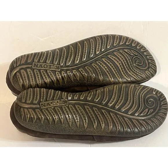 NEW Naot Matai Mary Jane Flats •Women 38/ US 7• Swirl Design Metallic Black $199