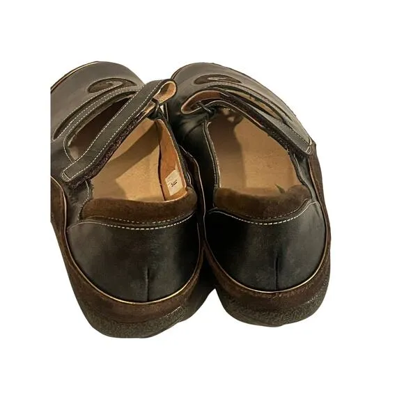 NEW Naot Matai Mary Jane Flats •Women 38/ US 7• Swirl Design Metallic Black $199