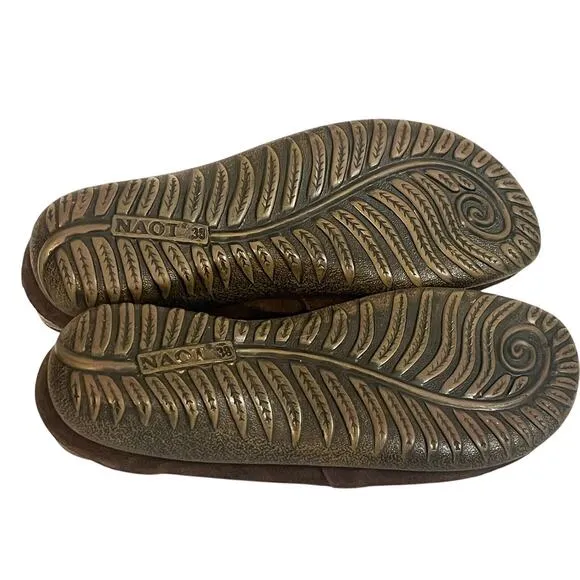 NEW Naot Matai Mary Jane Flats •Women 38/ US 7• Swirl Design Metallic Black $199