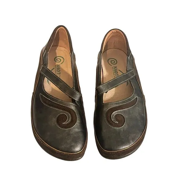 NEW Naot Matai Mary Jane Flats •Women 38/ US 7• Swirl Design Metallic Black $199