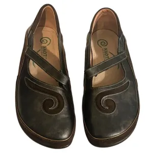 NEW Naot Matai Mary Jane Flats •Women 38/ US 7• Swirl Design Metallic Black $199