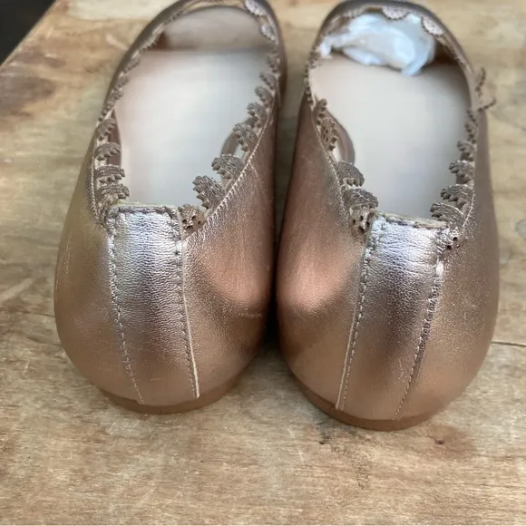 NEW Nicole Millier Artellier flats rose gold metallic open toe size 8.5