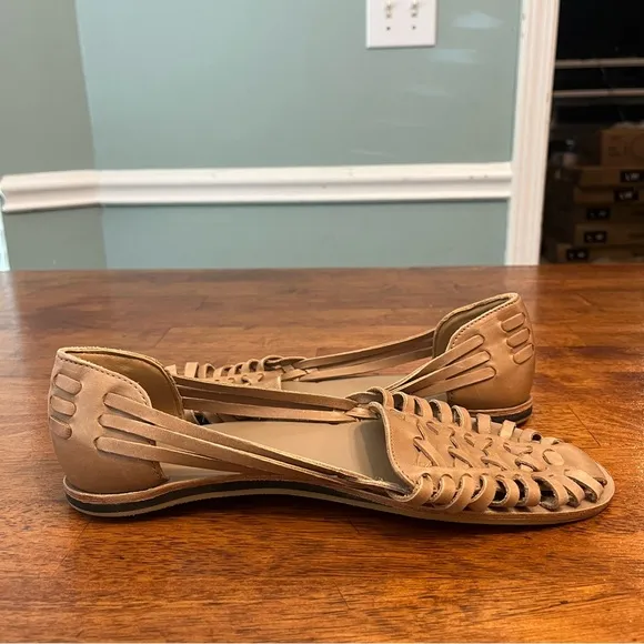 New Nisolo almond tan cream leather huaraches sandals size women’s 9.5