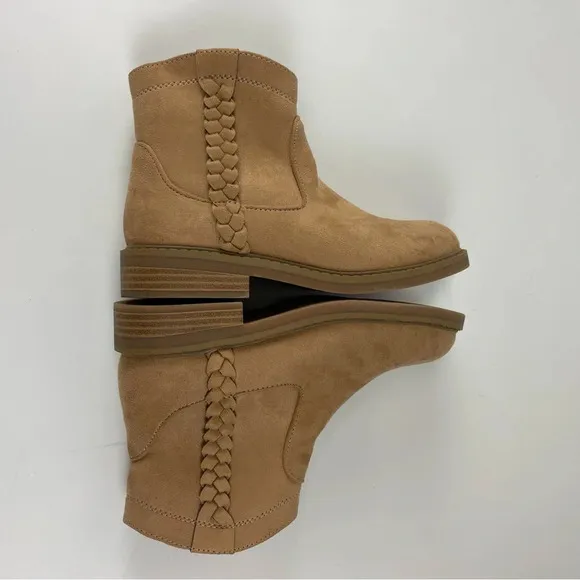 NEW Nordstrom Girls Tan Noemi Booties Boots Side Zip Braid Detail Size 2M