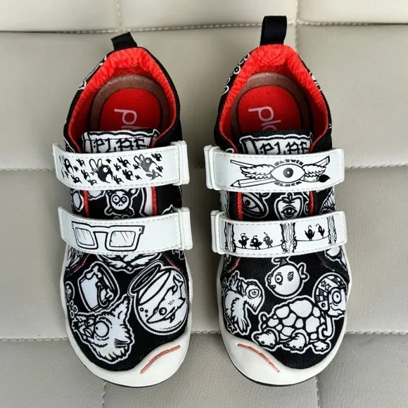 New! PLAE Roan Oliver Black Kids Sneakers Size 13