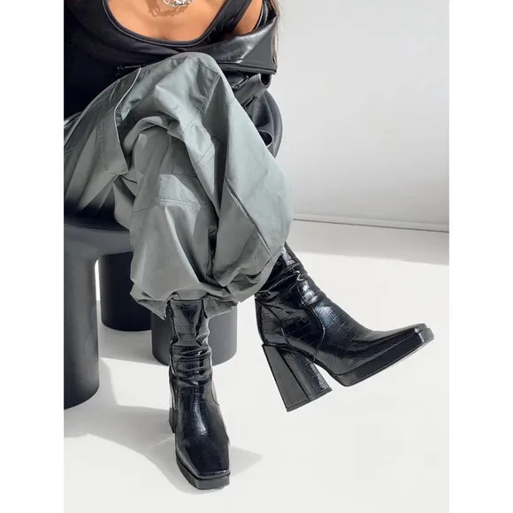New Princess Polly Jamie Croc Patent Leather Square Toe Platform Boots Size 8