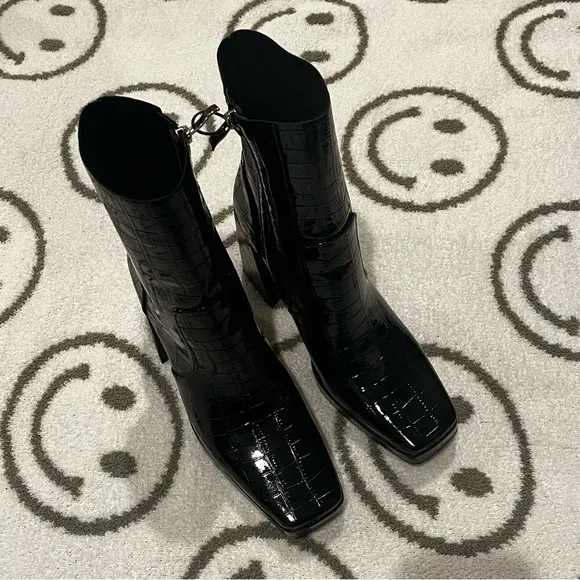 New Princess Polly Jamie Croc Patent Leather Square Toe Platform Boots Size 8