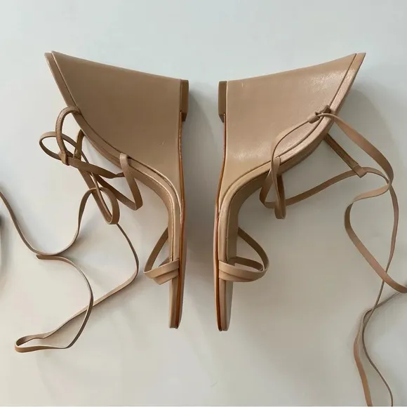 NEW Schutz Deonne Ankle Wrap Wedge Sandals Womens 9.5B Beige Leather NEW NWOT