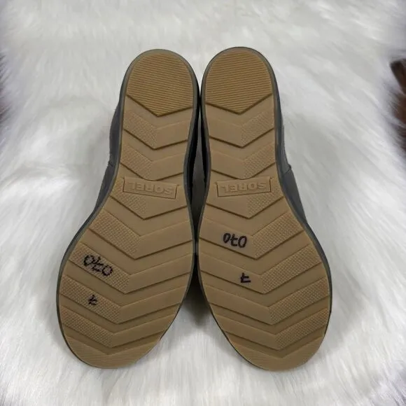 NEW Sorel Women's Size 7 Gray‎ Suede Evie Hidden Wedge Chelsea Bootie Boots
