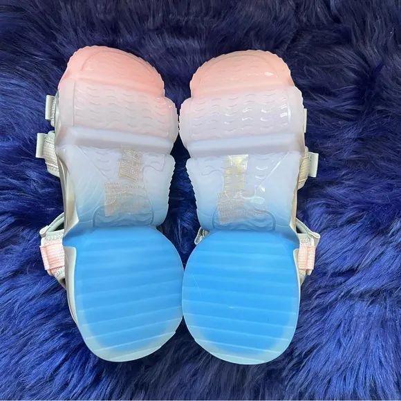 New! STEVE MADDEN Chakra Chunky Platform Sandals