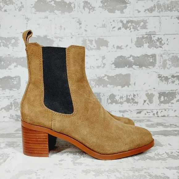 NEW Steve Madden Rhiannon Cognac Brown Suede Chelsea Boots F 311