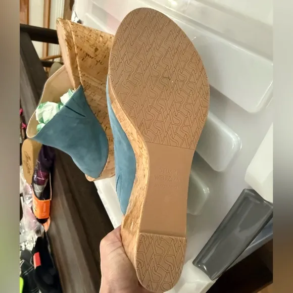 NEW Stuart Weizmann Margarite Wedge Slide Sandal. Cerulean / Light Blue. 8.5.