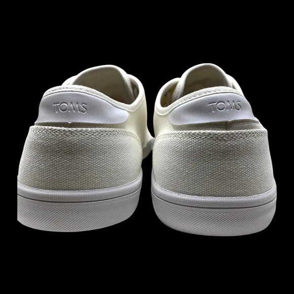 New Toms Carlo Men's Sz 10.5 White Canvas Low Top Classic Sneakers Lace Up NWOB