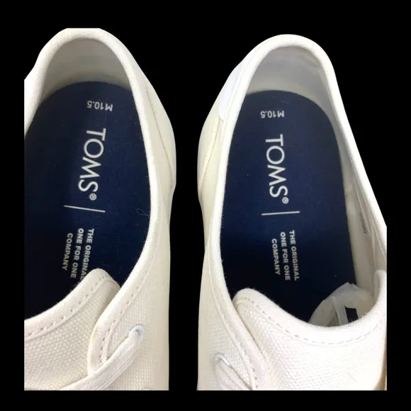 New Toms Carlo Men's Sz 10.5 White Canvas Low Top Classic Sneakers Lace Up NWOB
