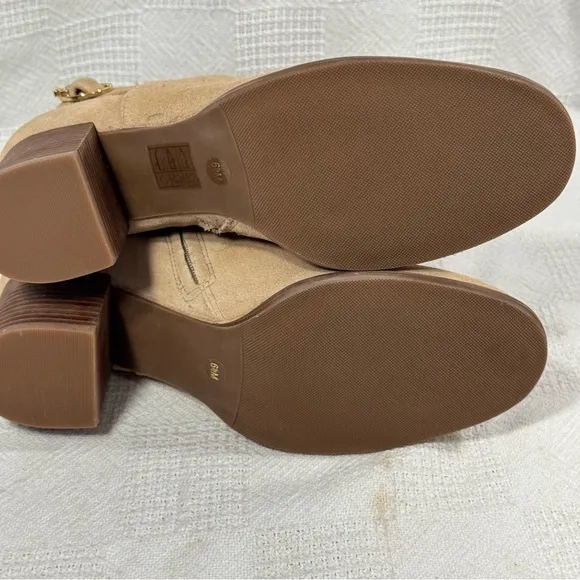 NEW Tory Burch Sofia Suede Bootie: Size 6.5M: Perfect Sand Pull on zip side