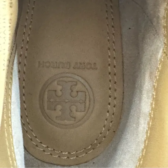 NEW Tory Burch Sofia Suede Bootie: Size 6.5M: Perfect Sand Pull on zip side