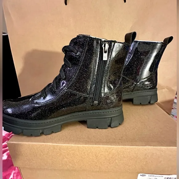 New UGG Girl's Ashton Black Glitter Boots