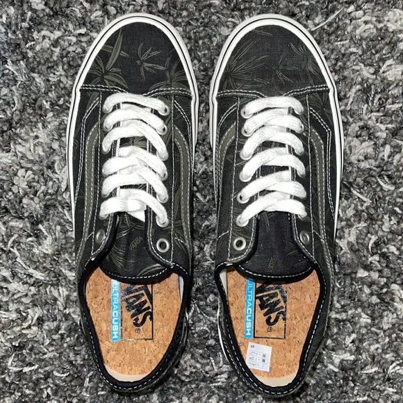 New VANS Style 36 Decon SF ECO Theory