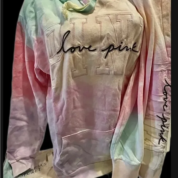 New Victoria’s Secret pink Slit back tank &amp; campus shorts Freya tie dye