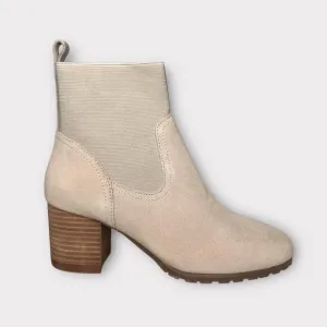 NEW Violet &amp; Red Loaded Knit Cuff Side Zip Ankle Bootie Size 8