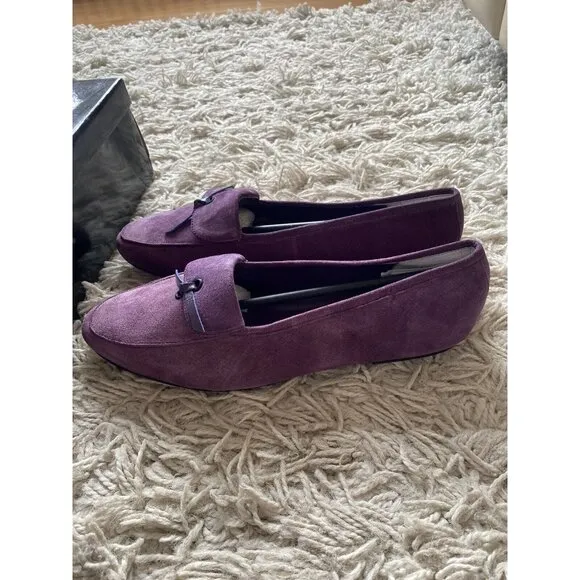 Newport News Loafers Suede Leather Violet Purple 8.5 B Flats Shoes Slip On