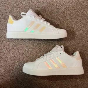 NIB Adidas Grand Court Sneakers