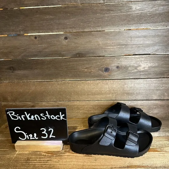 NIB Big Kids Birkenstock Arizona EVA Black Casual Comfort Slides Sandals Size 32