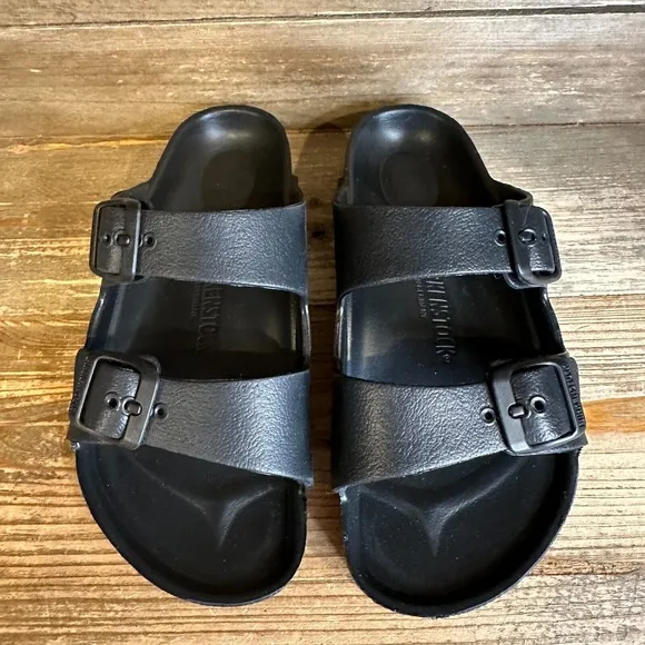 NIB Big Kids Birkenstock Arizona EVA Black Casual Comfort Slides Sandals Size 32