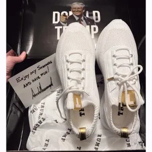 NIB Donald Trump POTUS Athletic Shoes White Sneakers Limited Edition Size 10 Men
