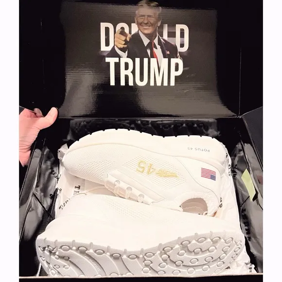 NIB Donald Trump POTUS Athletic Shoes White Sneakers Limited Edition Size 10 Men