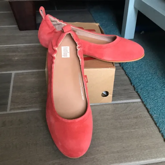 NIB Fitflop Coral Pink Allegro Suede Ballet Flat