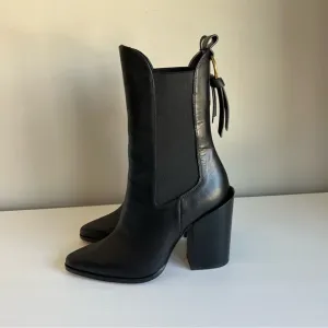 NIB FRAME Le Manhattan Chelsea boots in black size 38