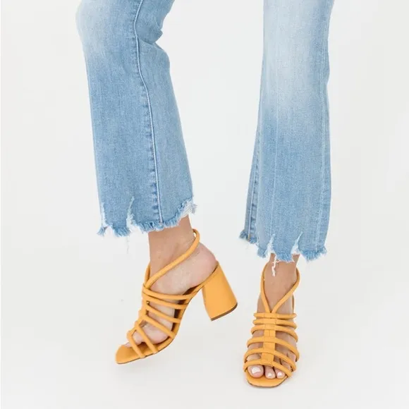 NIB Free People Colette Cinched Orange Sandals, size EU 39.5 or US 8.5