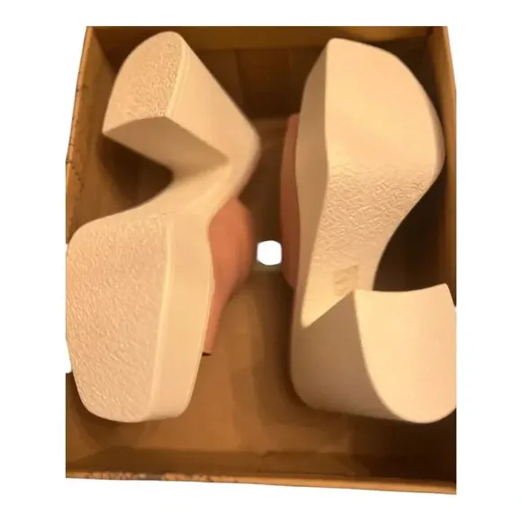 NIB FREE PEOPLE Zoe Natural Chunky Leather Platform Heel Sandals Size 39/8.5