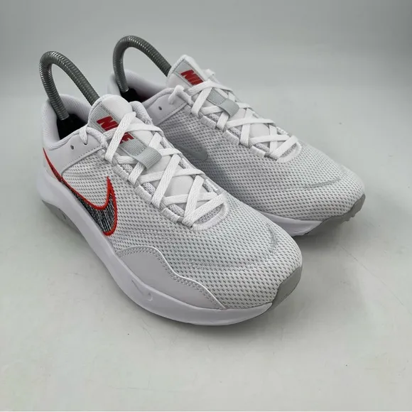 NIB! Nike Women’s Legend Essential 3 NN White Mesh Low Top Workout Shoe-Size 8.5