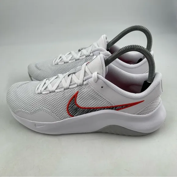 NIB! Nike Women’s Legend Essential 3 NN White Mesh Low Top Workout Shoe-Size 8.5