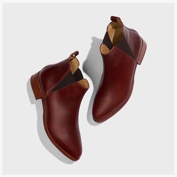 NIB Nisolo Eva Everyday Chelsea Boot in Brandy Women’s size 8