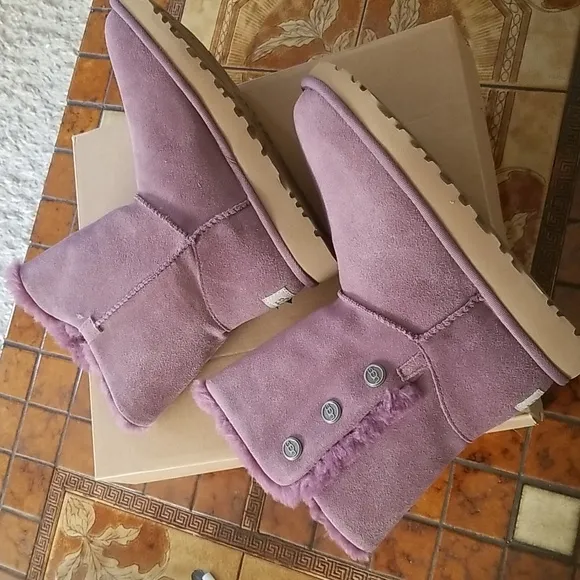 NIB Purple UGGS