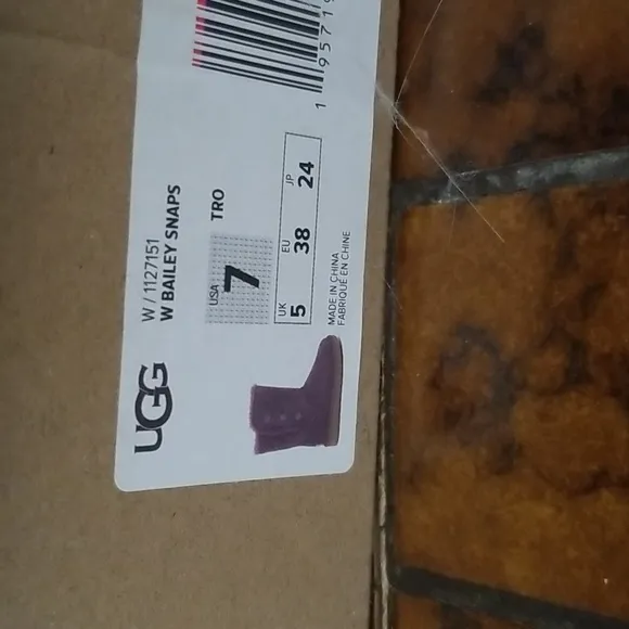 NIB Purple UGGS