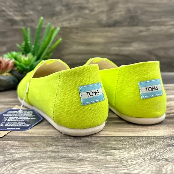 NIB Toms Alpargata Vivid Canvas Slip On Flats Loafers Neon Yellow 8.5 39