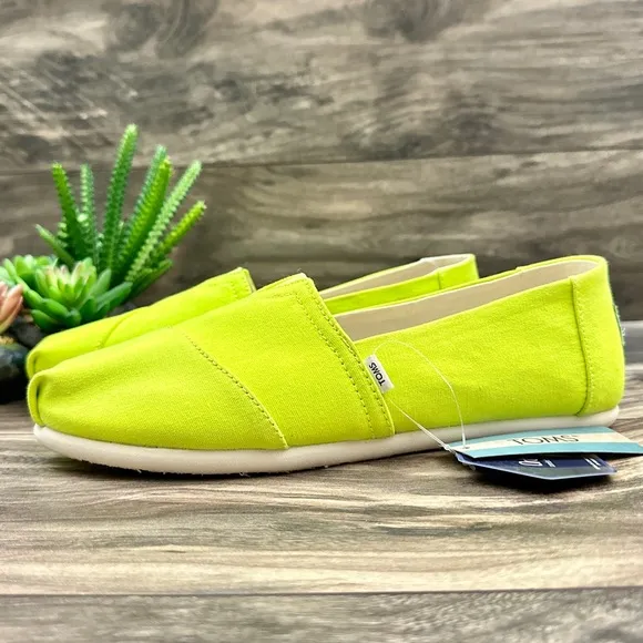 NIB Toms Alpargata Vivid Canvas Slip On Flats Loafers Neon Yellow 8.5 39
