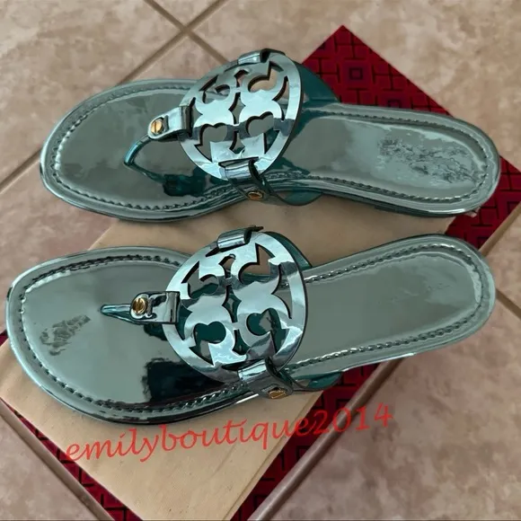 NIB Tory Burch Miller Size 7.5 Teal Mirrored Metallic PU Sandals Retail $198